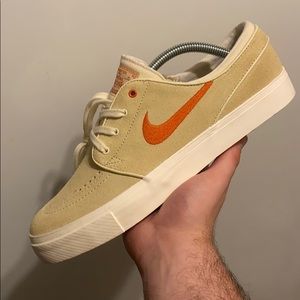 Nike janoski size 9.5 men’s